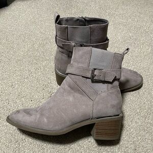 Liz Claiborne Booties
